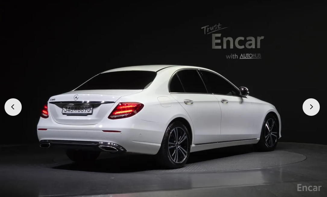 مرسيدس E-CLASS E300