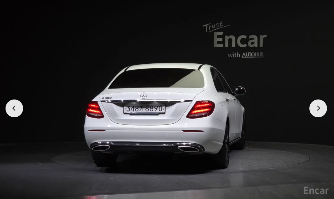 مرسيدس E-CLASS E300