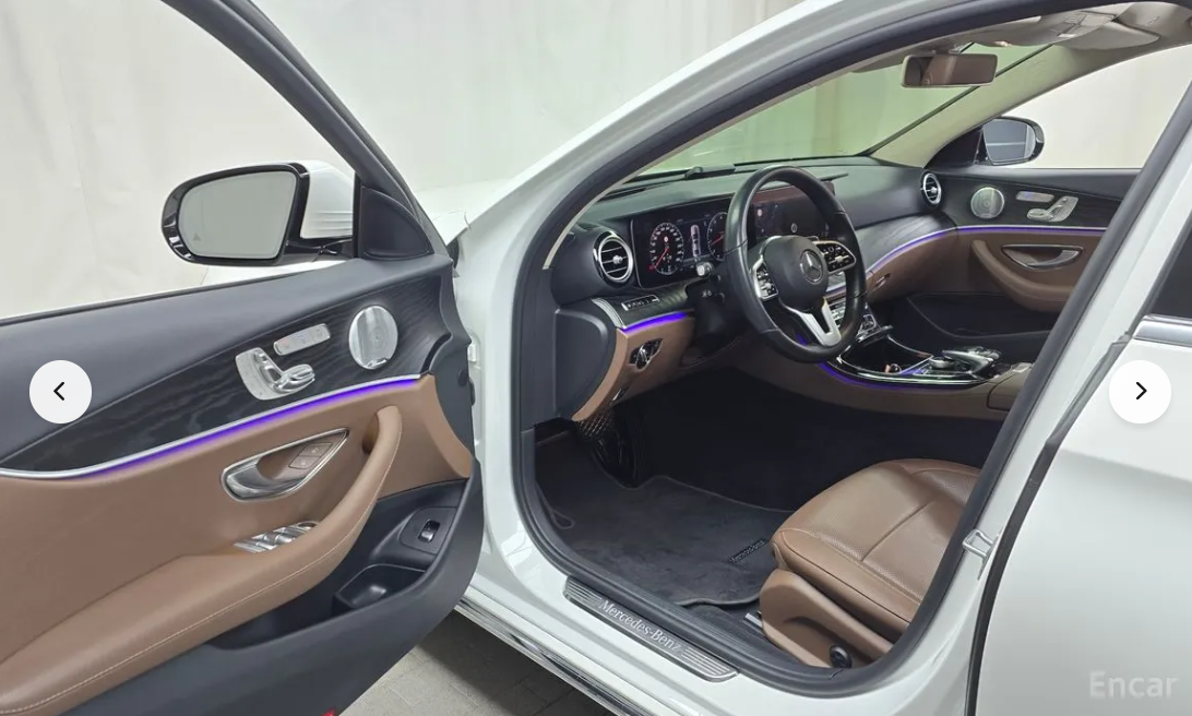 مرسيدس E-CLASS E300