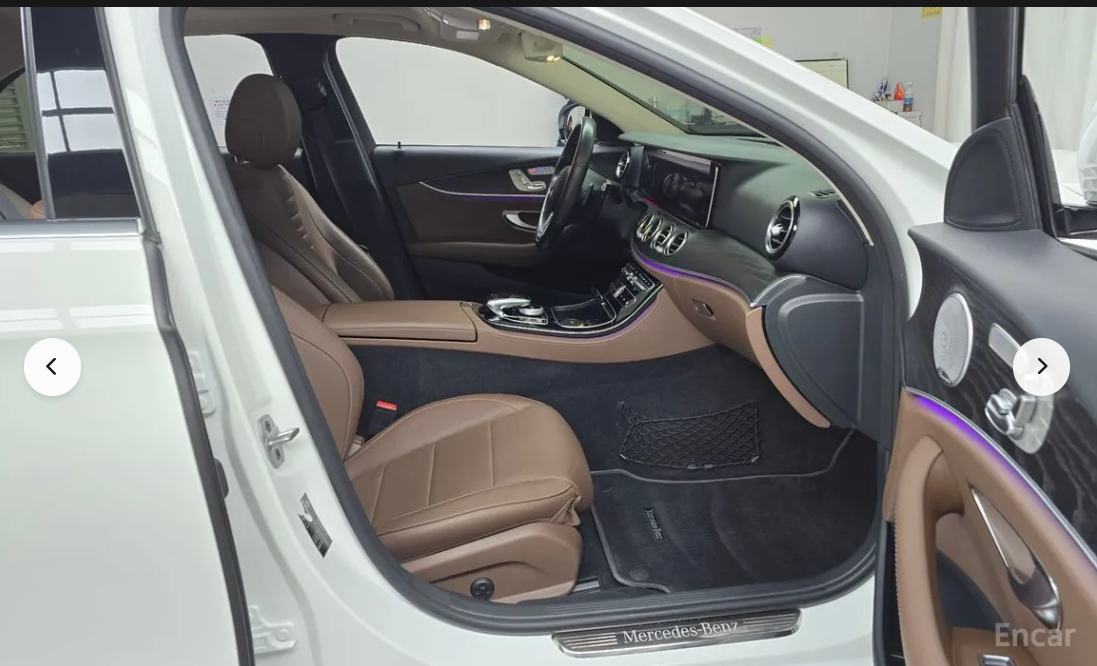 مرسيدس E-CLASS E300