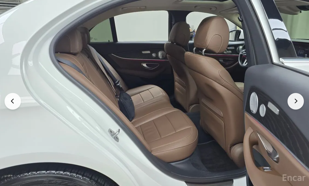 مرسيدس E-CLASS E300