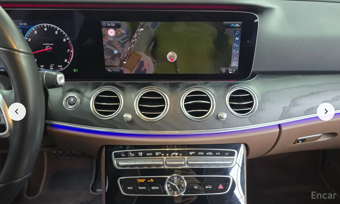 مرسيدس E-CLASS E300