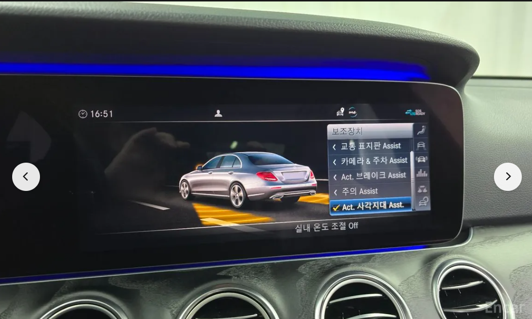 مرسيدس E-CLASS E300