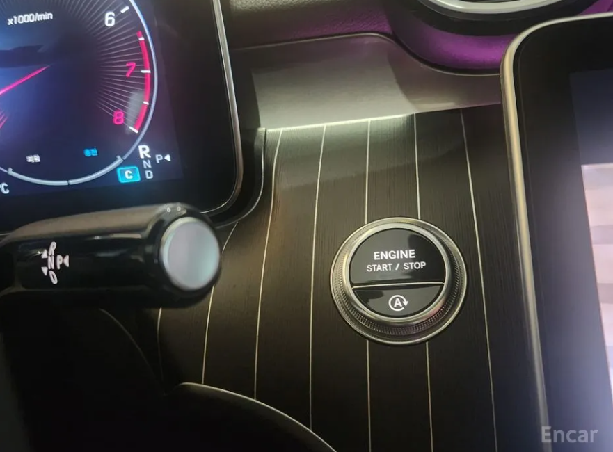 مرسيدس C300 فورماتك