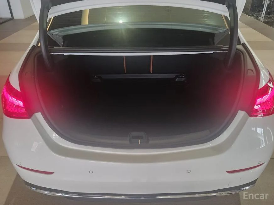 مرسيدس C300 فورماتك