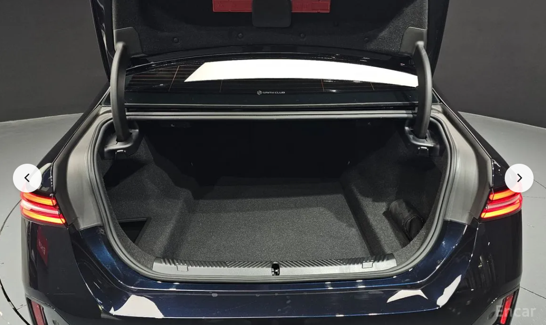 بي إم دبليو BMW 520i  الفئة الخامسة