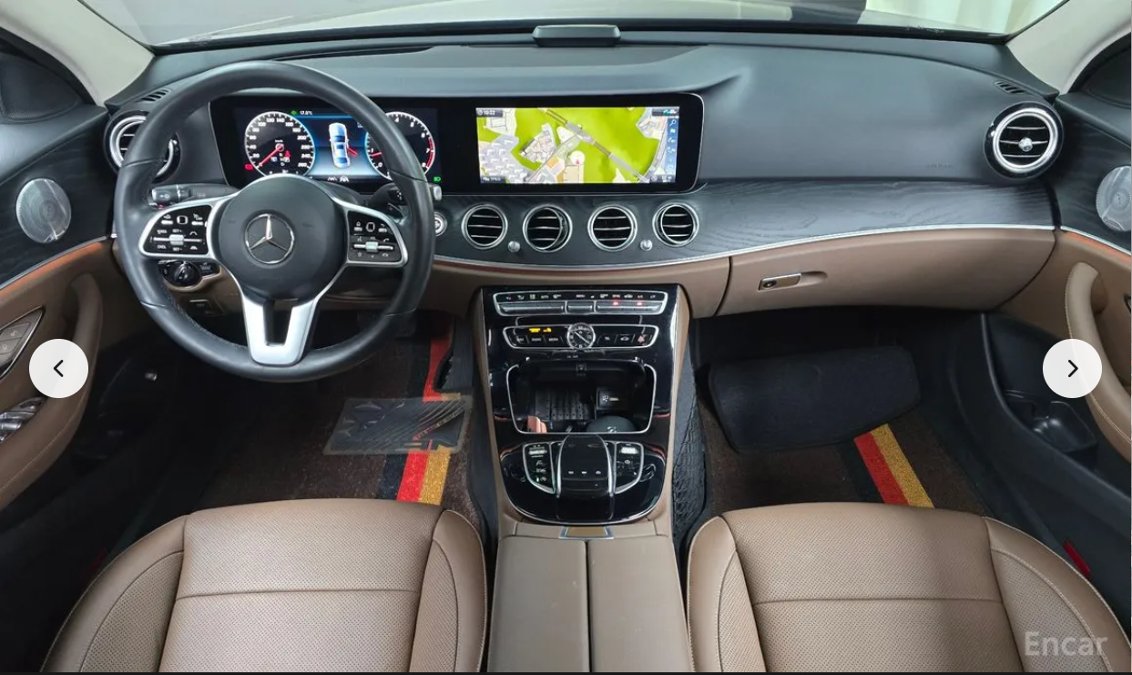مرسيدس E-CLASS E300