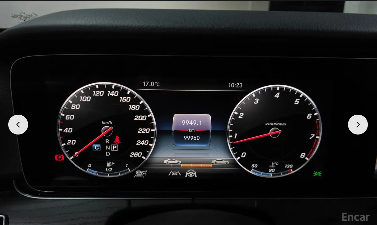 مرسيدس E-CLASS E300