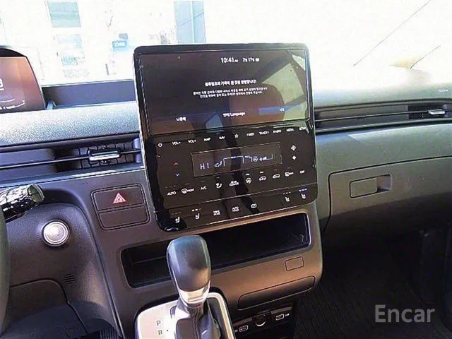 هيونداي ستاريا 11 راكب