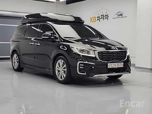 كيا كارنفال 9 راكب